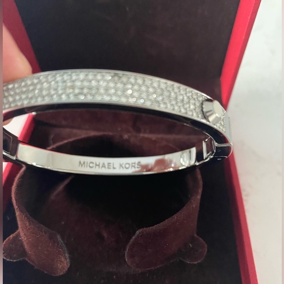 Michael Kors bangle - Picture 2 of 3